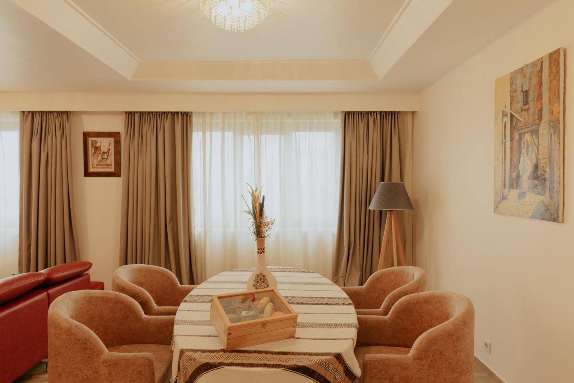 Hotel Mercure Alger Aéroport Dar el Beïda Esterno foto A living room