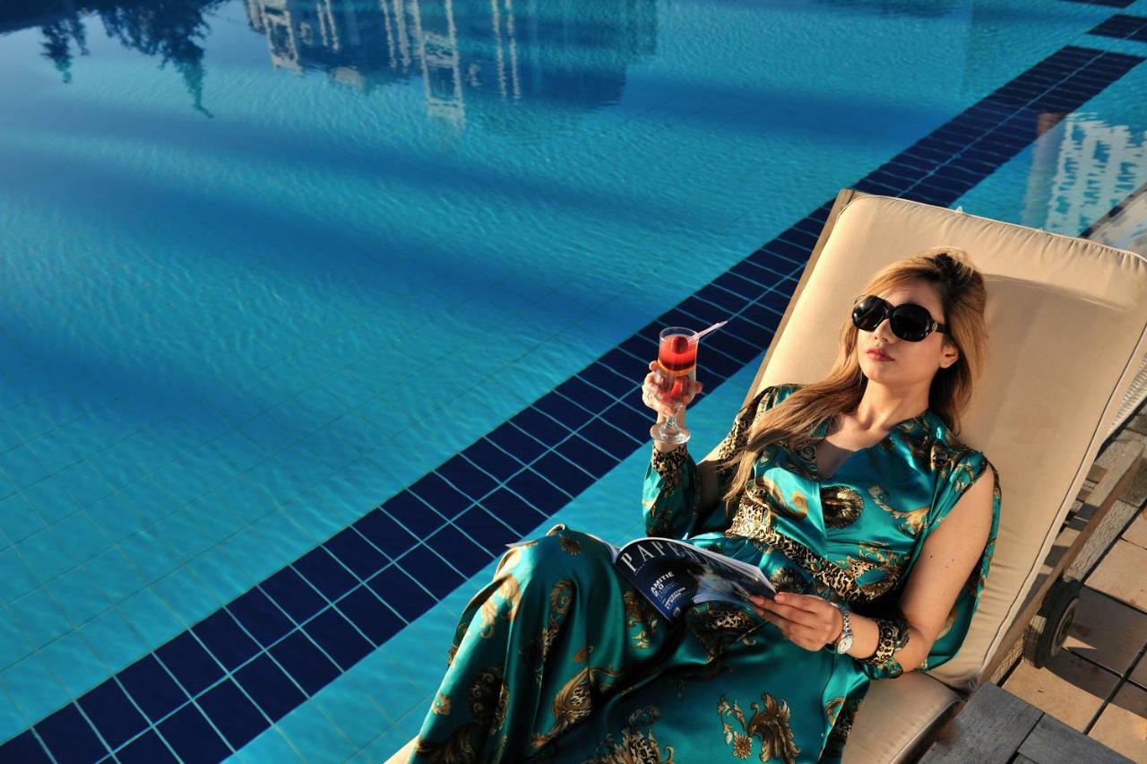 Hotel Mercure Alger Aéroport Dar el Beïda Esterno foto Solar pool heating